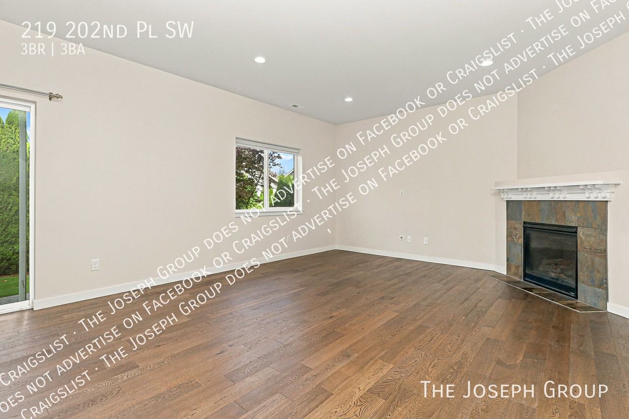 219 202nd Pl Sw - Photo 2 of 28