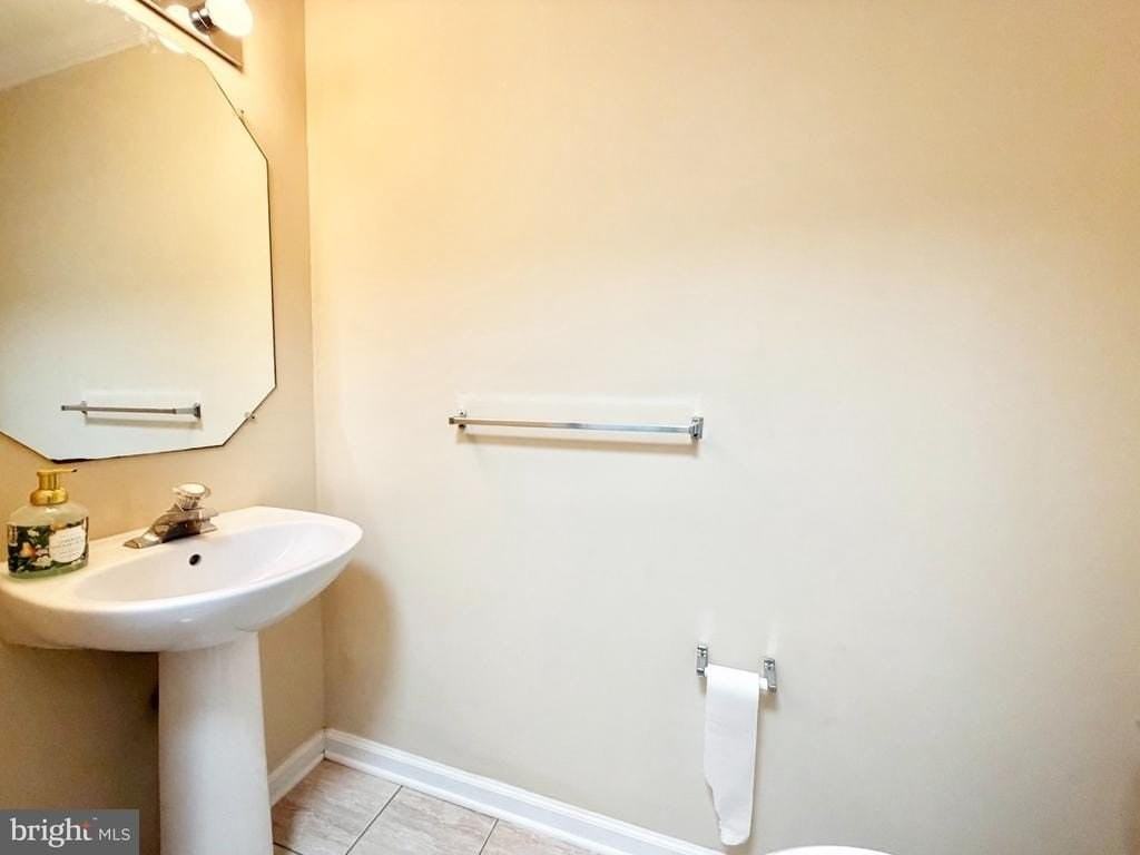 224 Fountayne Ln - Photo 5 of 29