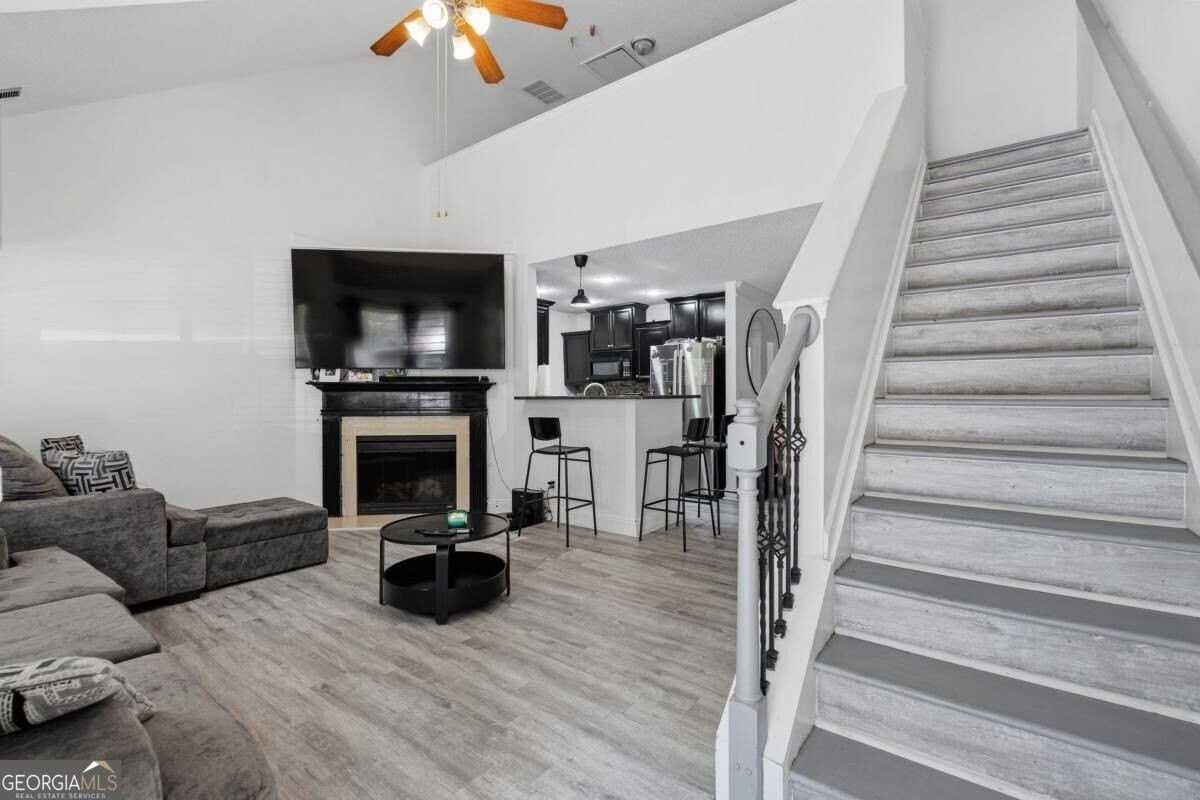 2675 Haligan Pt - Photo 4 of 26