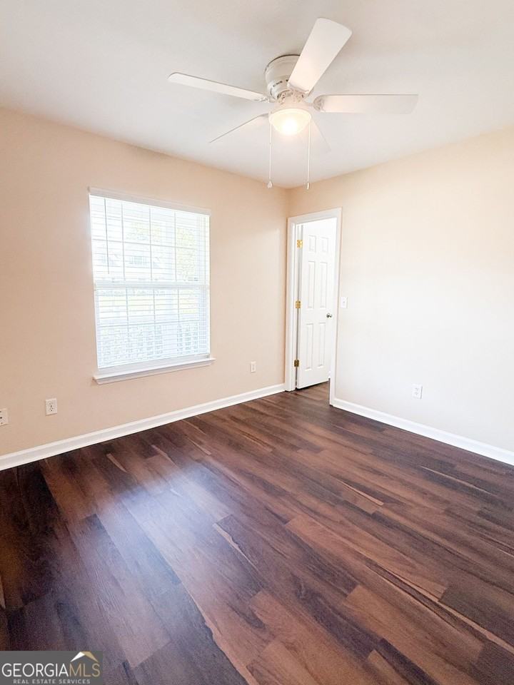 105 Snapper Ct - Photo 4 of 18