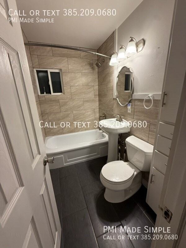 953 24th St #A - Photo 5 of 6