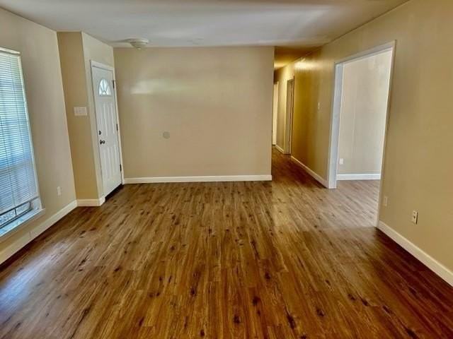 128 Vanderbilt Dr - Photo 2 of 12