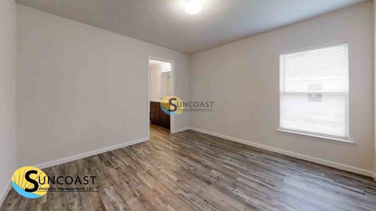 61 Plain View Dr #B - Photo 3 of 16