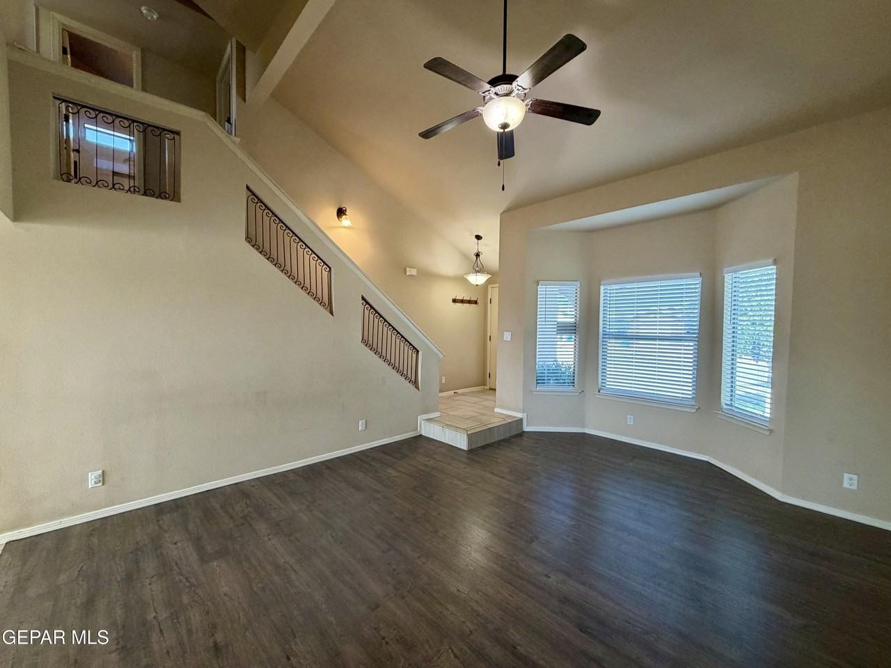 106 Alamito Creek Ave - Photo 4 of 18