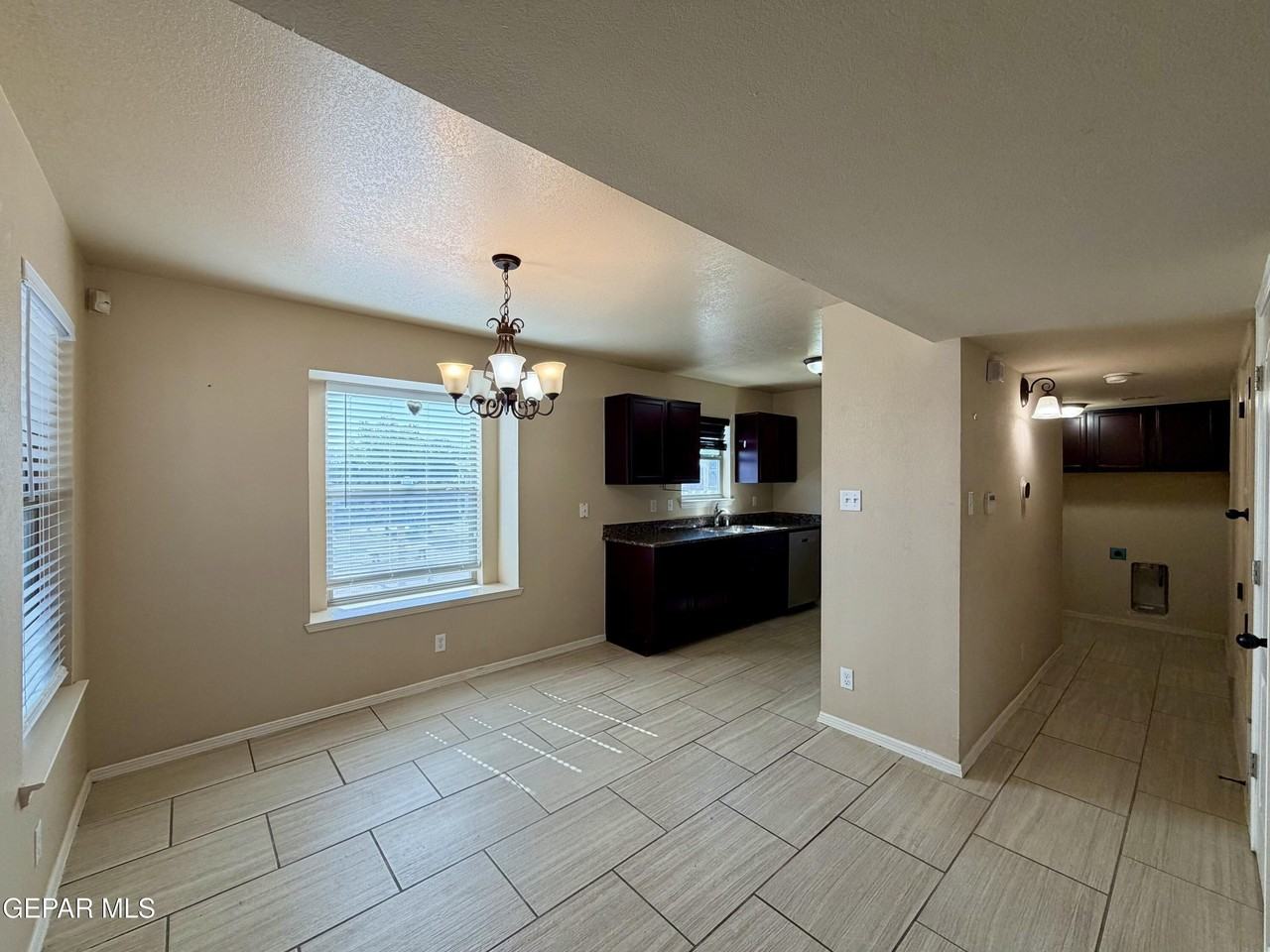 106 Alamito Creek Ave - Photo 5 of 18