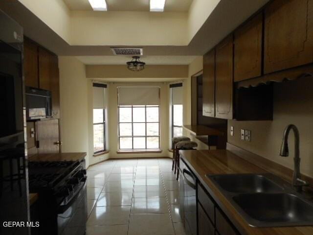 3460 Running Deer Dr - Photo 7 of 48