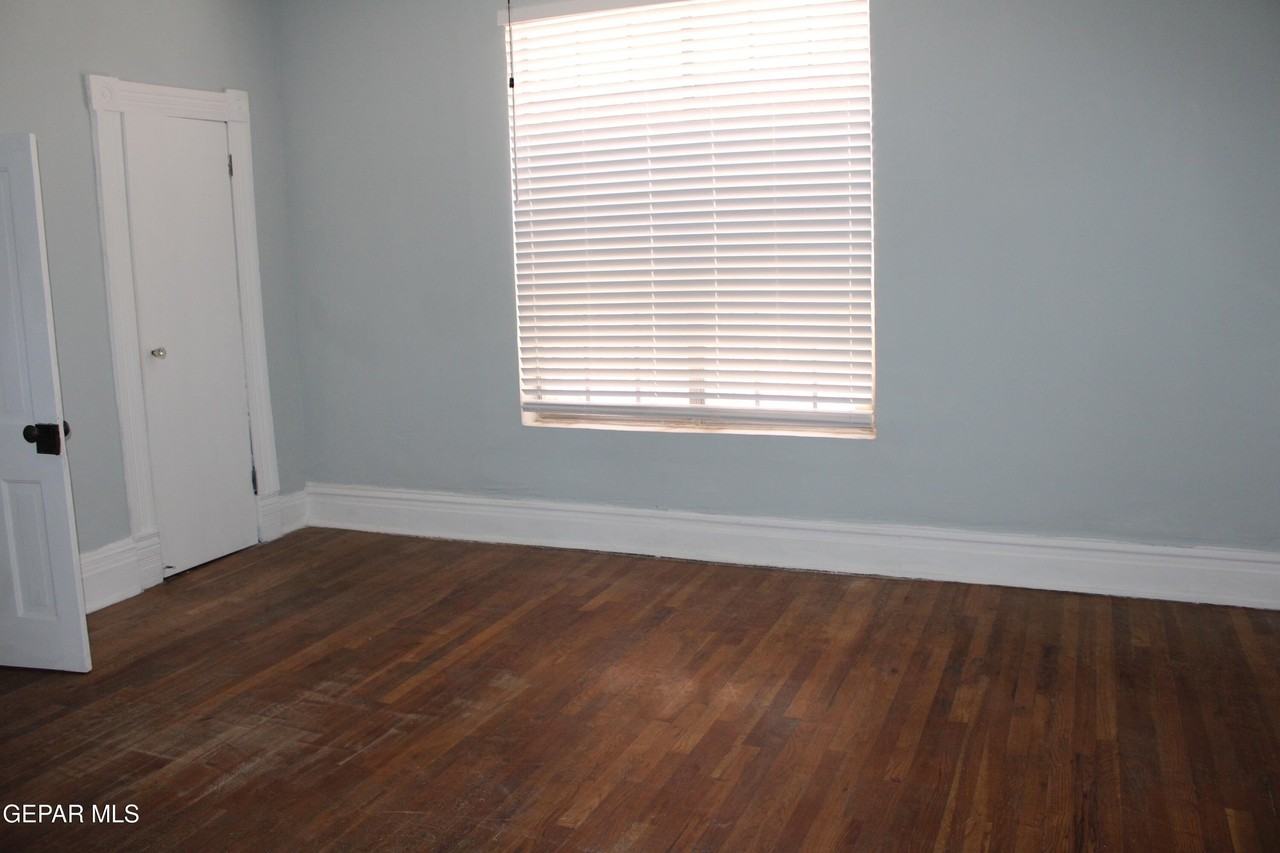 1404 E San Antonio Ave - Photo 5 of 14