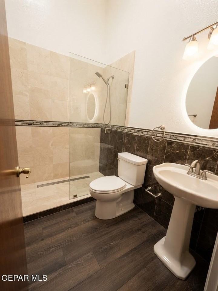1540 Sierra De Oro Dr - Photo 6 of 15