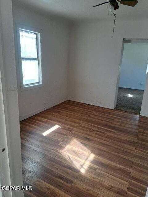 619 Ne Camp St - Photo 6 of 16
