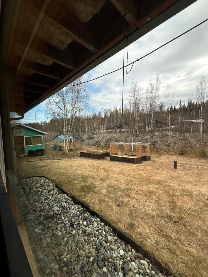 2010 Steese Hwy - Photo 7 of 21