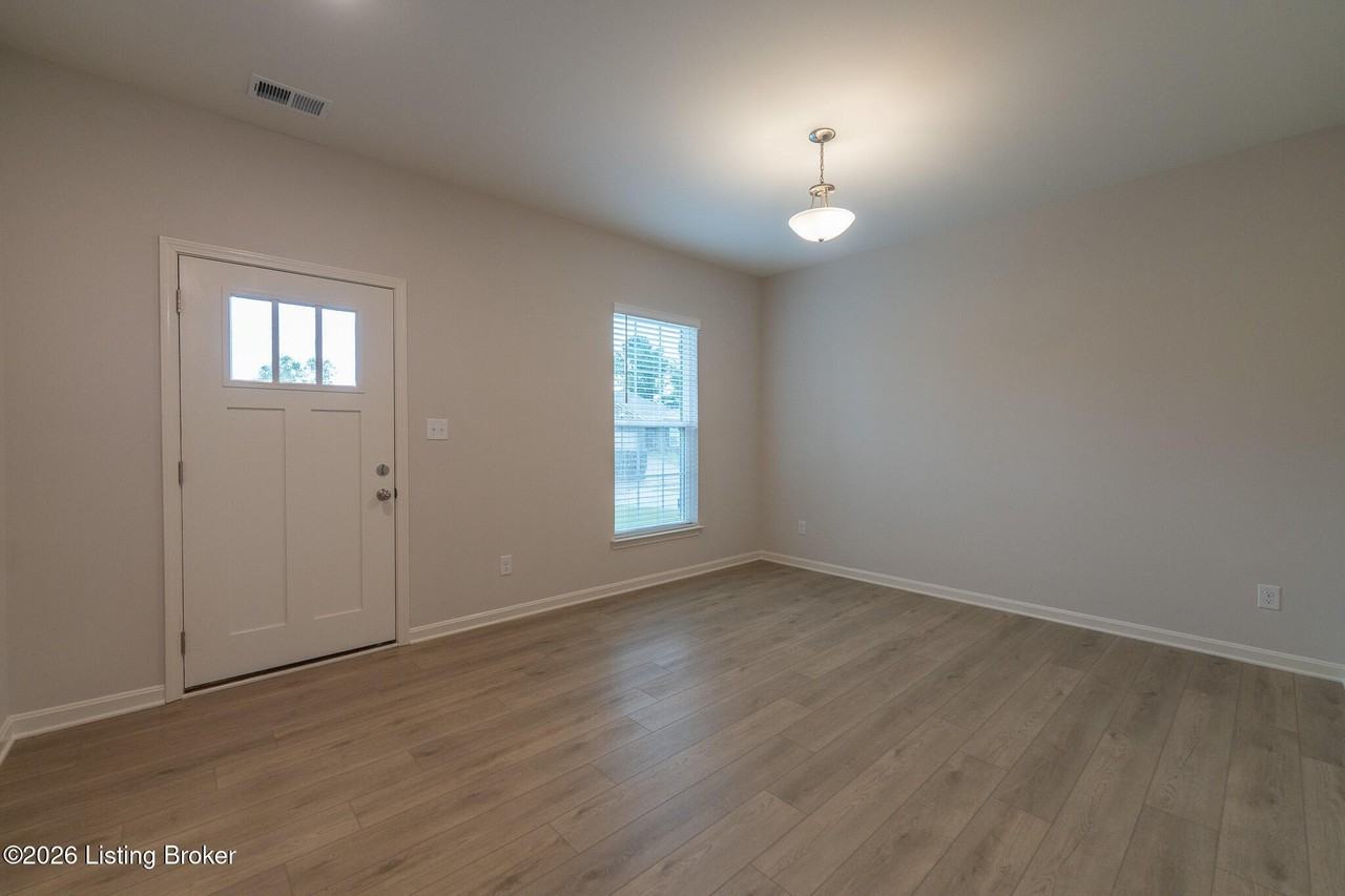 7921 Copper Drift Way - Photo 2 of 30