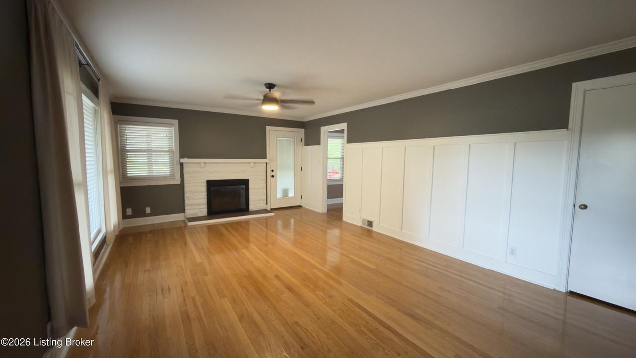 1601 Woodland Rd - Photo 4 of 17