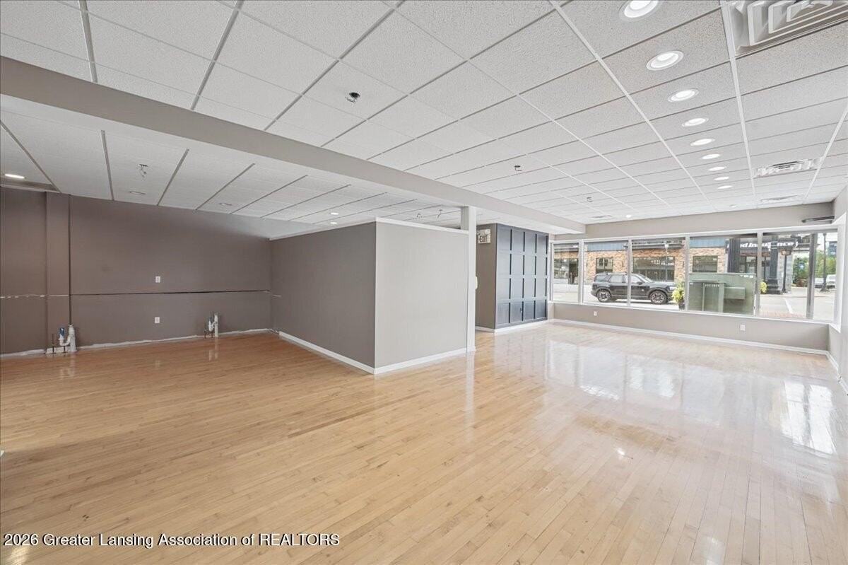 103 S Bridge St - Photo 5 of 50