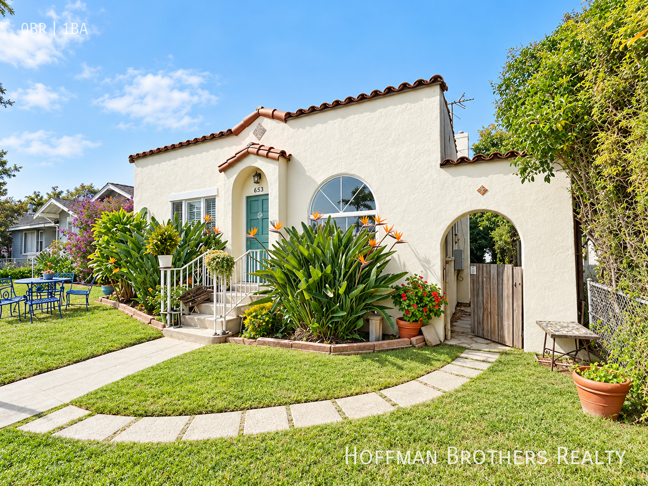 653 Flower Ave #E - Photo 3 of 8
