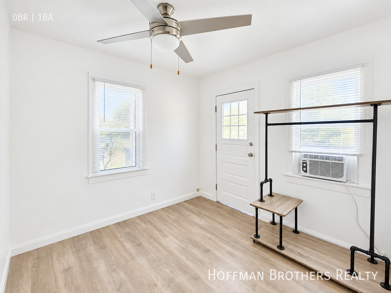 653 Flower Ave #E - Photo 4 of 8