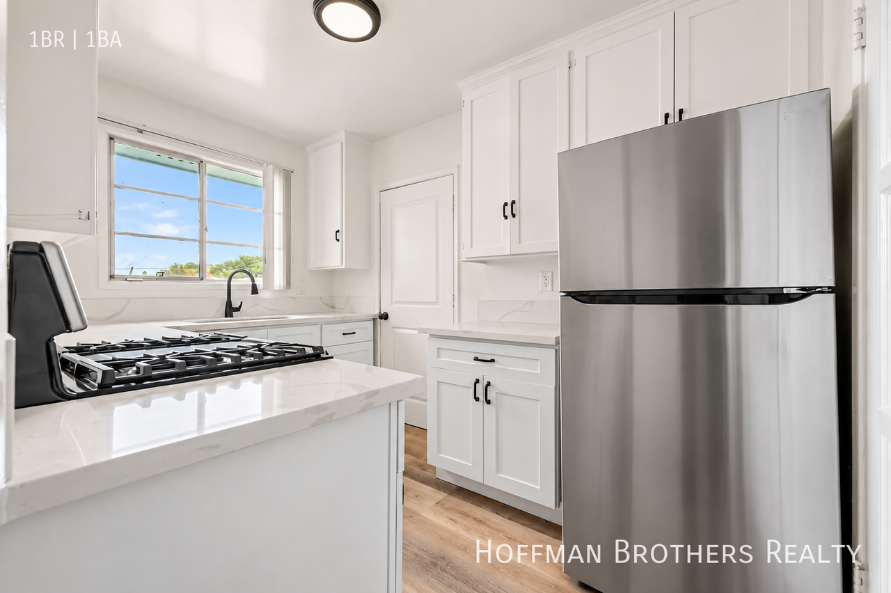4104 Buckingham Rd #C - Photo 2 of 8