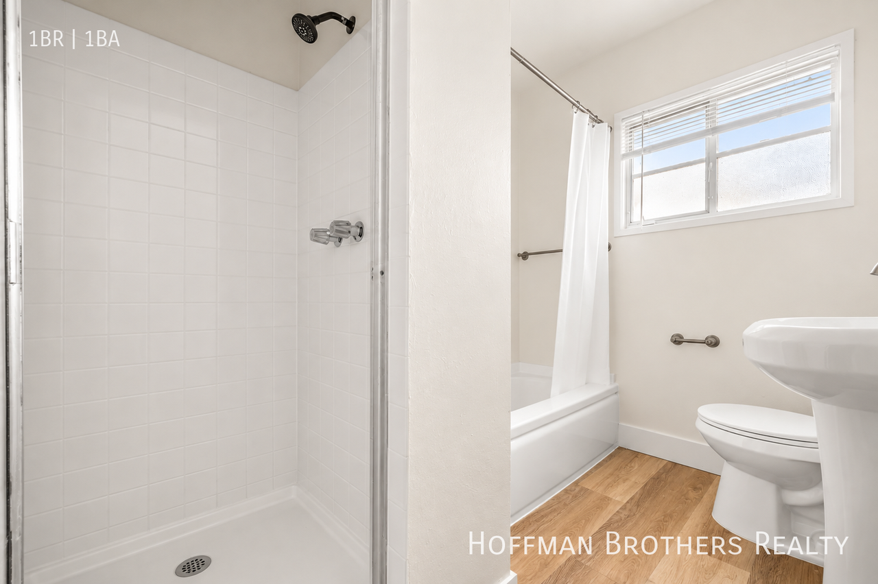 4104 Buckingham Rd #C - Photo 7 of 8