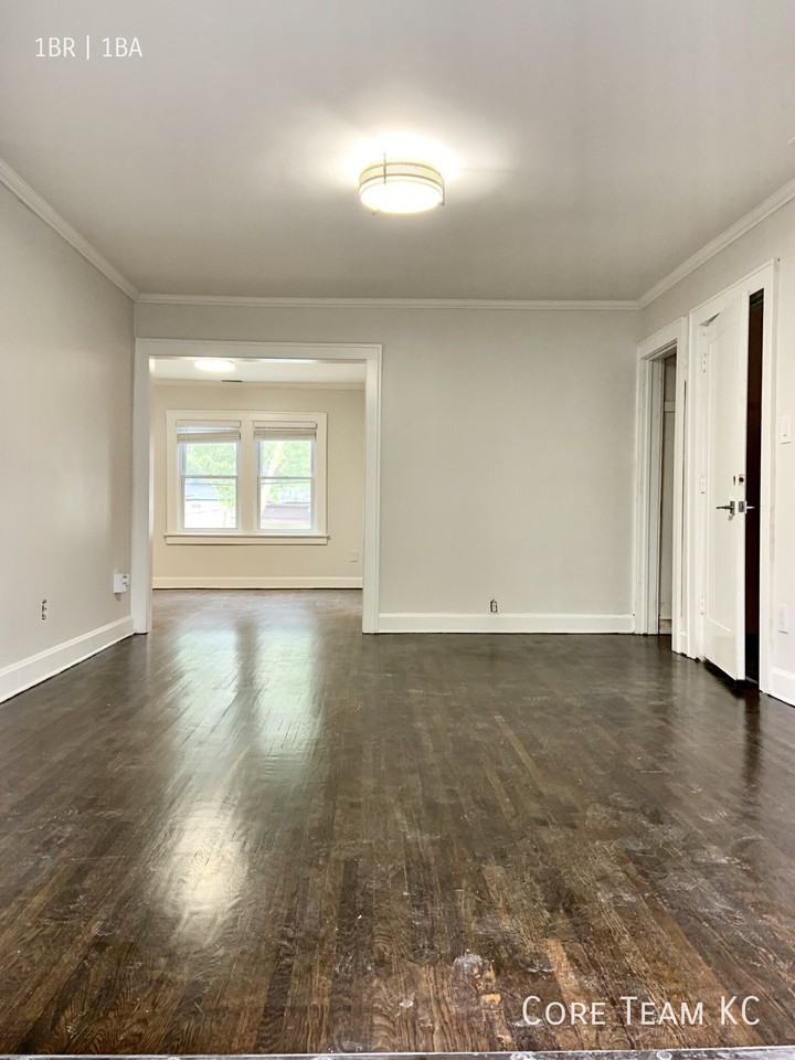 4318 Mercier St #4320-2 - Photo 4 of 15