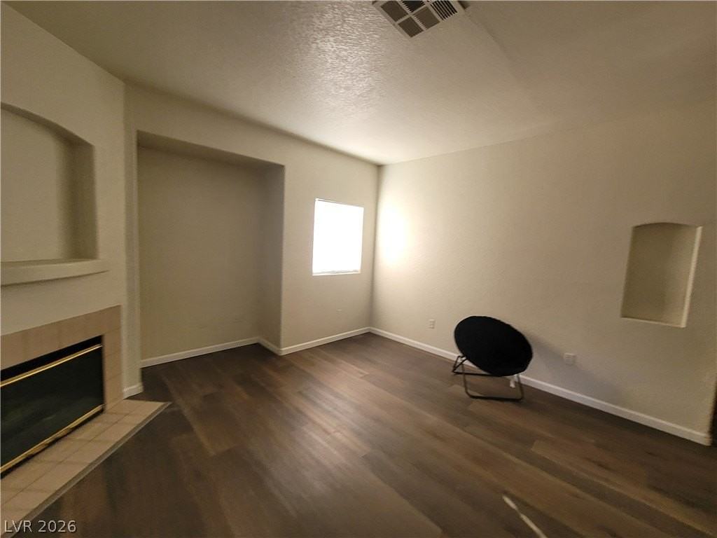 4730 E Craig Rd #1106 - Photo 5 of 11