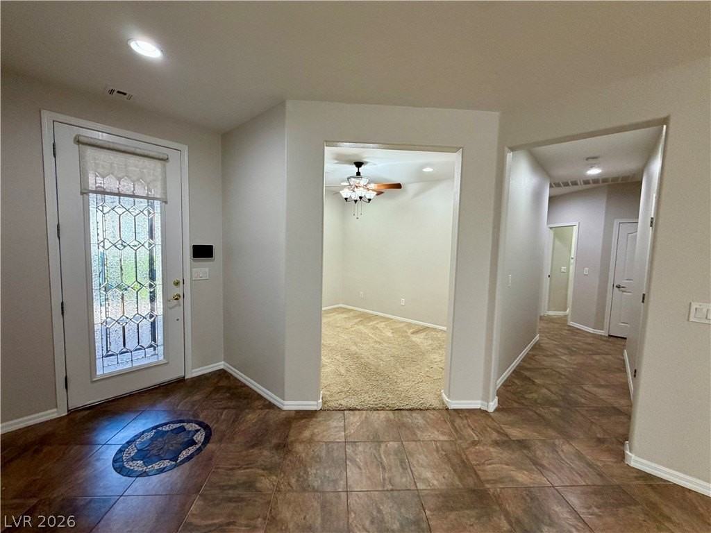 2211 Bannerwood St - Photo 4 of 50