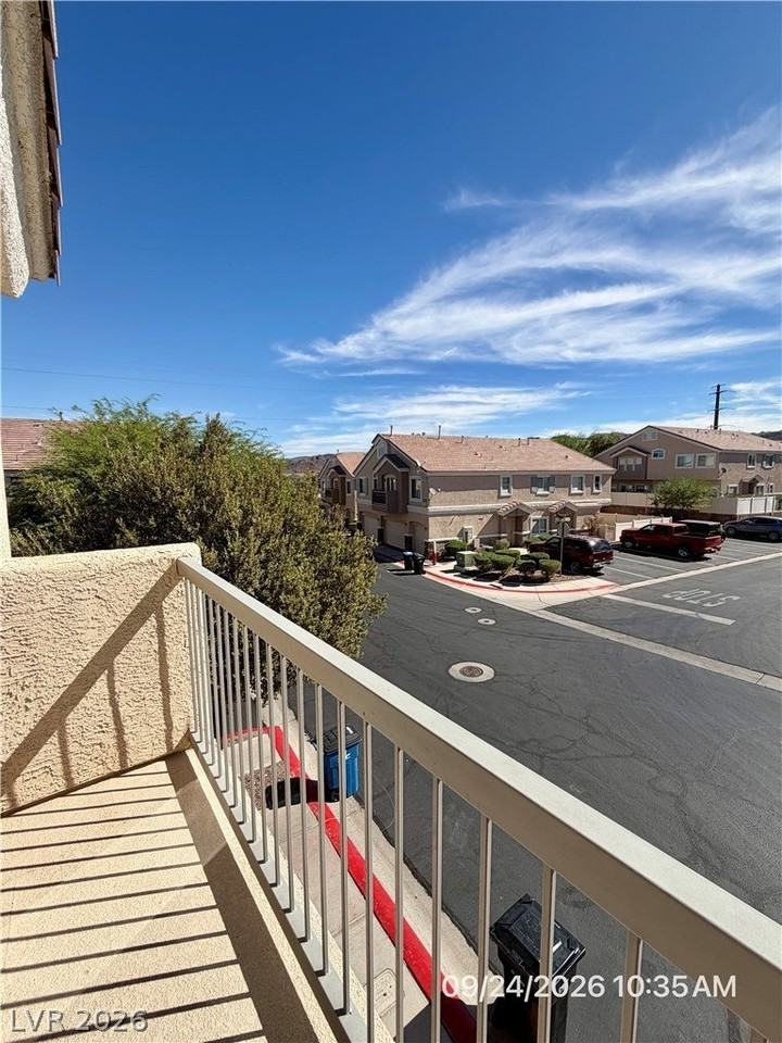 1073 Pleasure Ln #101 - Photo 5 of 42