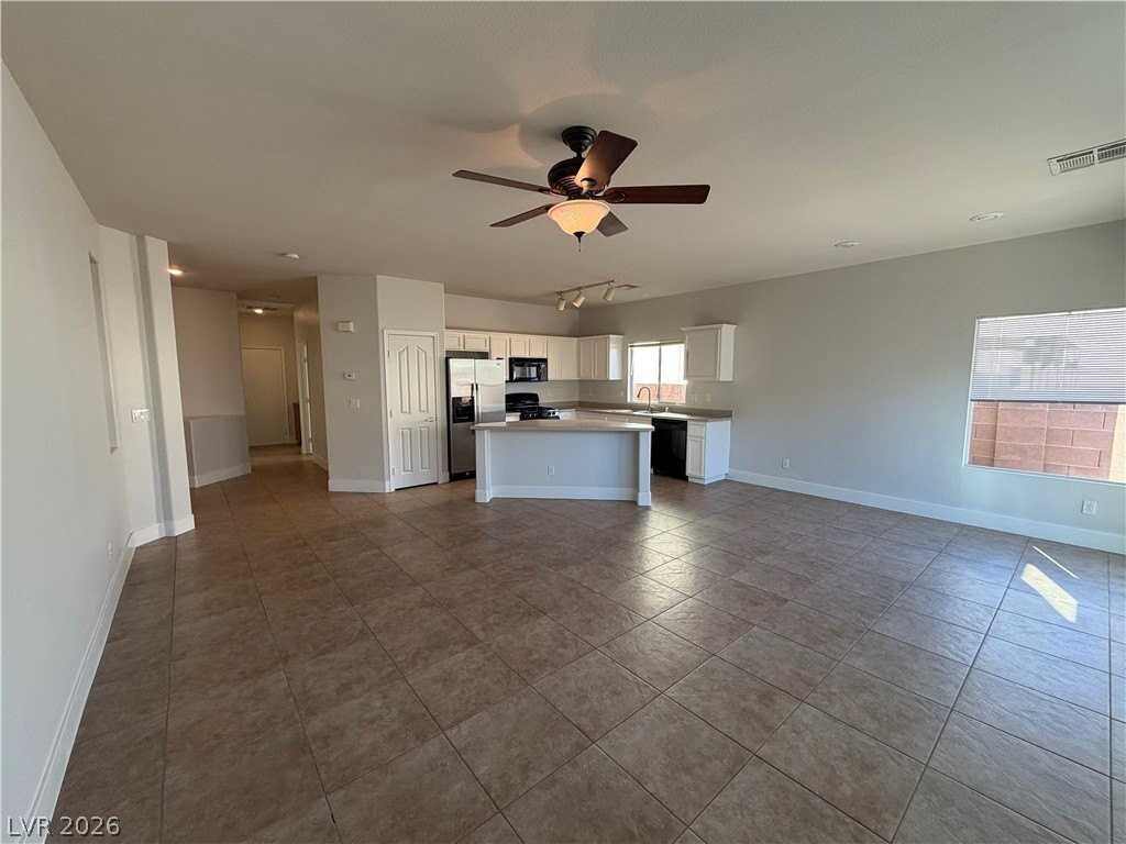 1129 Oceanwood Ave - Photo 7 of 36