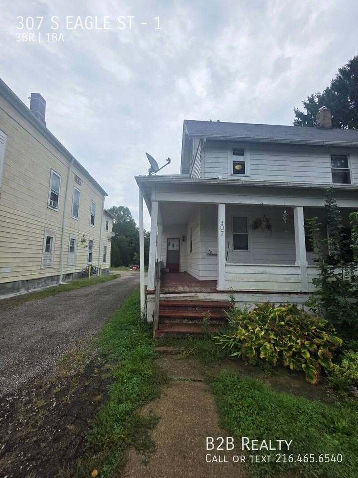 307 S Eagle St #1 - Photo 2 of 27
