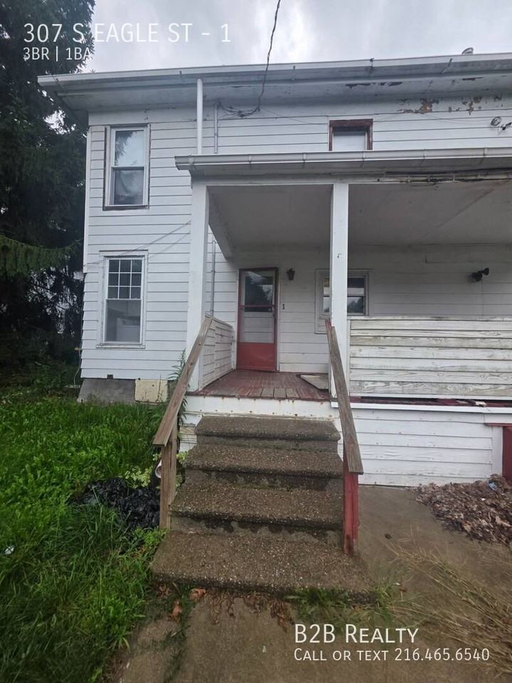 307 S Eagle St #1 - Photo 4 of 27