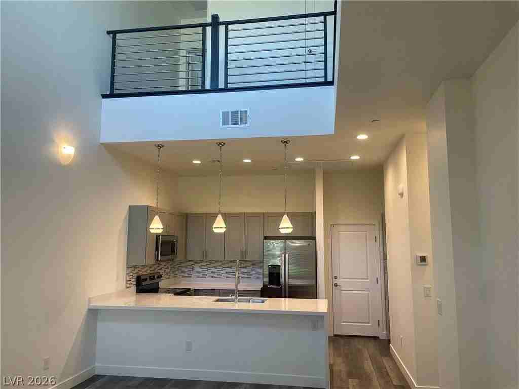 11484 Roaring Peak Dr - Photo 3 of 39