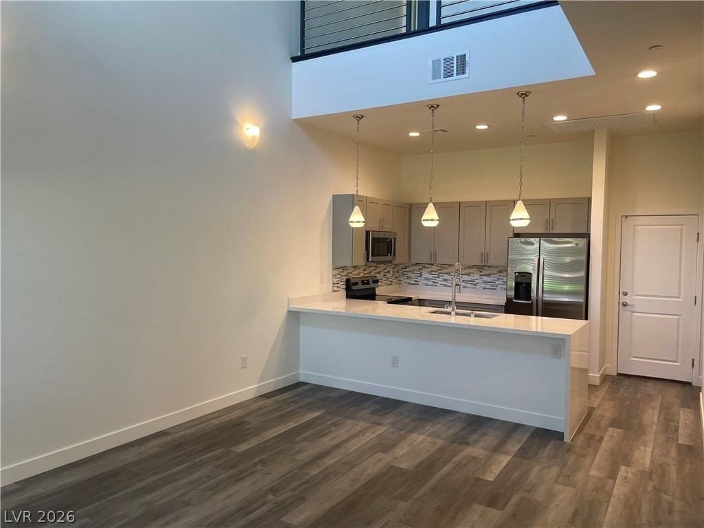 11484 Roaring Peak Dr - Photo 4 of 39