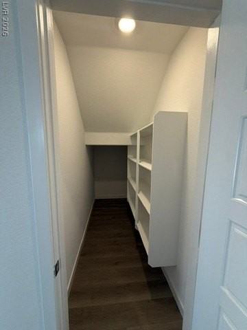 924 Alethea River Ave - Photo 6 of 34
