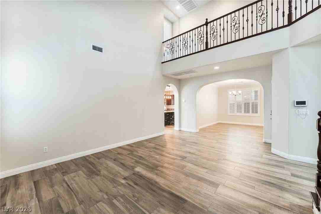 11577 Hadwen Ln - Photo 5 of 26