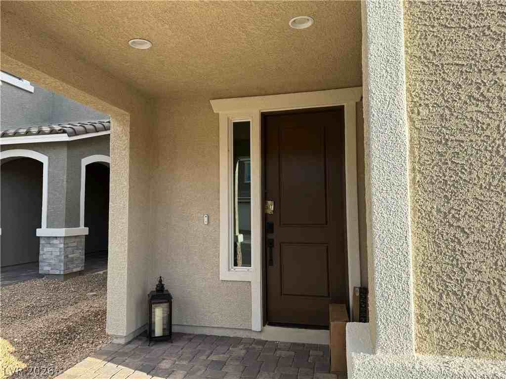 8662 Albanese Ave - Photo 2 of 29
