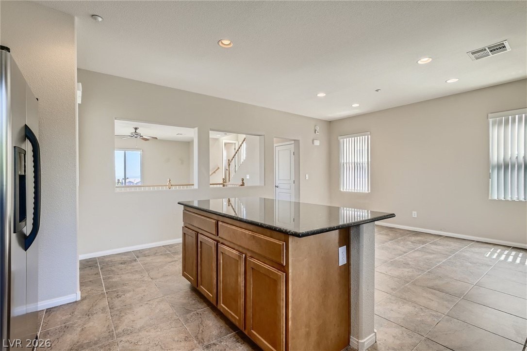 6676 Colorado Spruce St - Photo 7 of 24