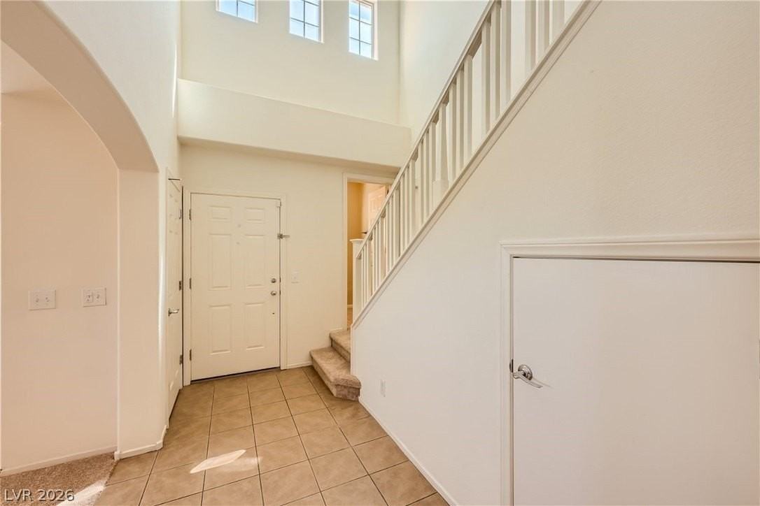 9005 Exultation Ct - Photo 4 of 28