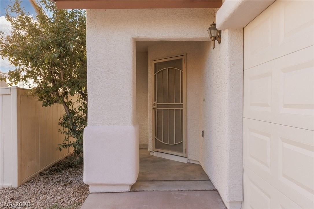 7880 Millbrookshire Way - Photo 2 of 23