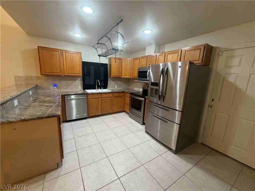 510 Belville Rd - Photo 3 of 17