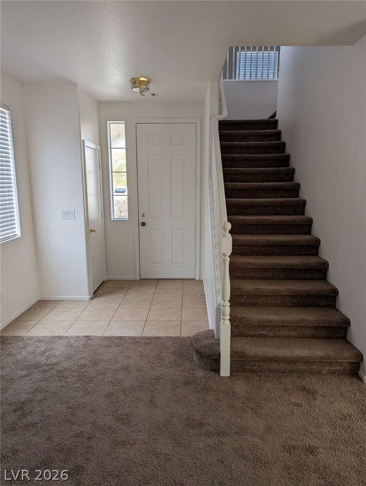 5887 Lustrous Ct - Photo 7 of 17