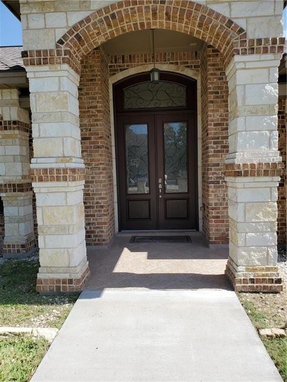 1415 E 28th St - Photo 2 of 22