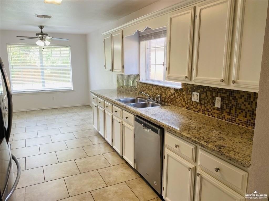 3901 San Gerardo - Photo 3 of 18