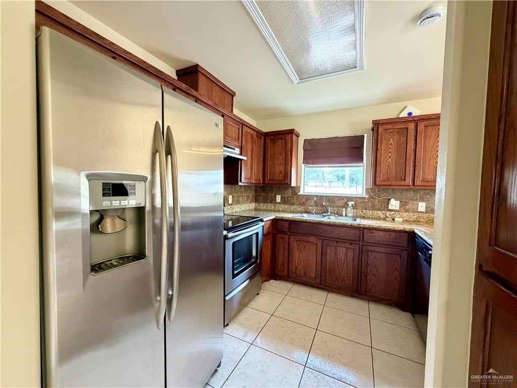 1517 Salvia Dr - Photo 6 of 20