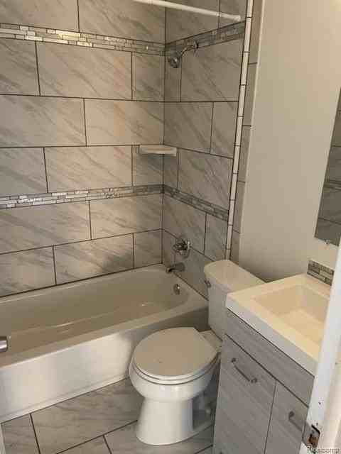 25337 S Montmartre Ct #1 - Photo 4 of 8