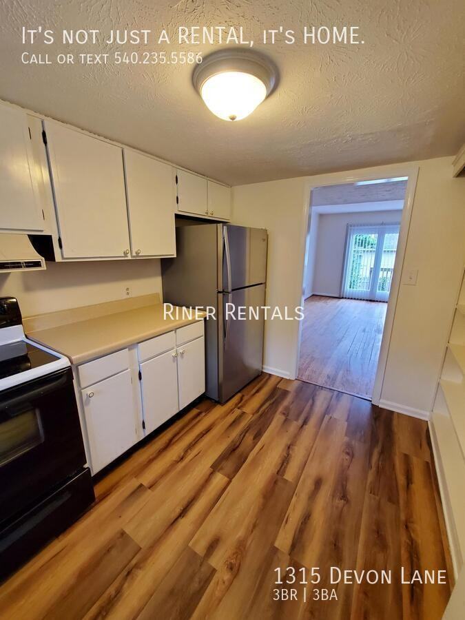 1315 Devon Ln - Photo 6 of 31