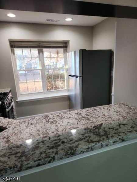 65 Oswestry Way - Photo 3 of 15