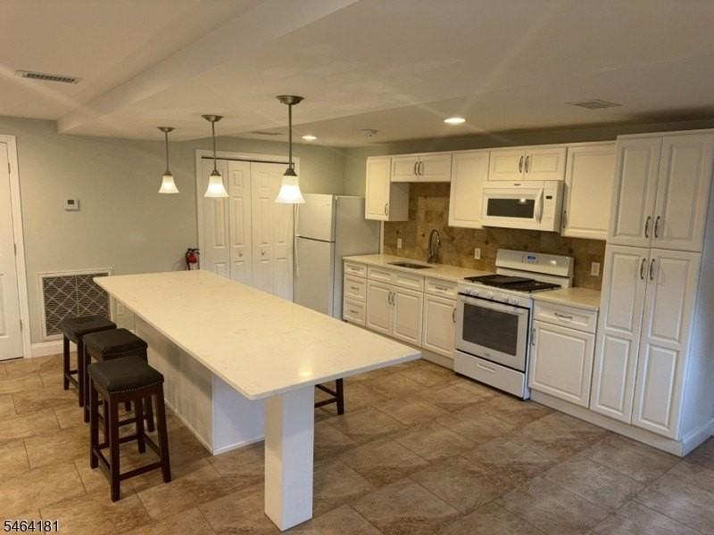 91 Royal Ave #1R - Photo 4 of 9