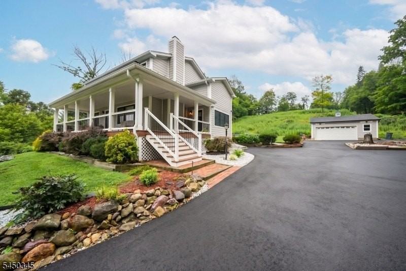 17 Rockaway Valley Rd - Photo 4 of 44