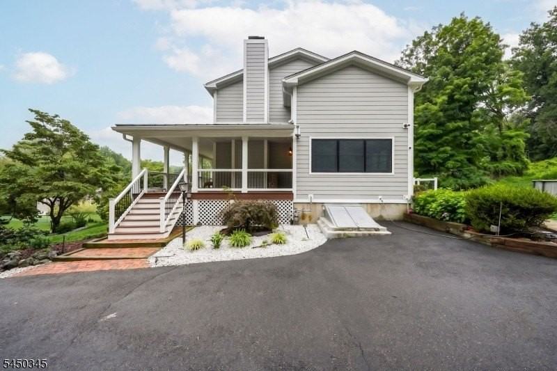 17 Rockaway Valley Rd - Photo 5 of 44