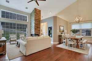 featured image of 1606 Windsor Ct