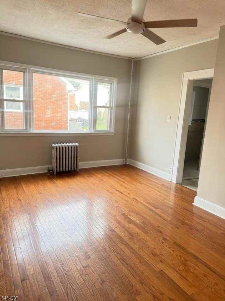 14 43rd St #1 - Photo 7 of 9