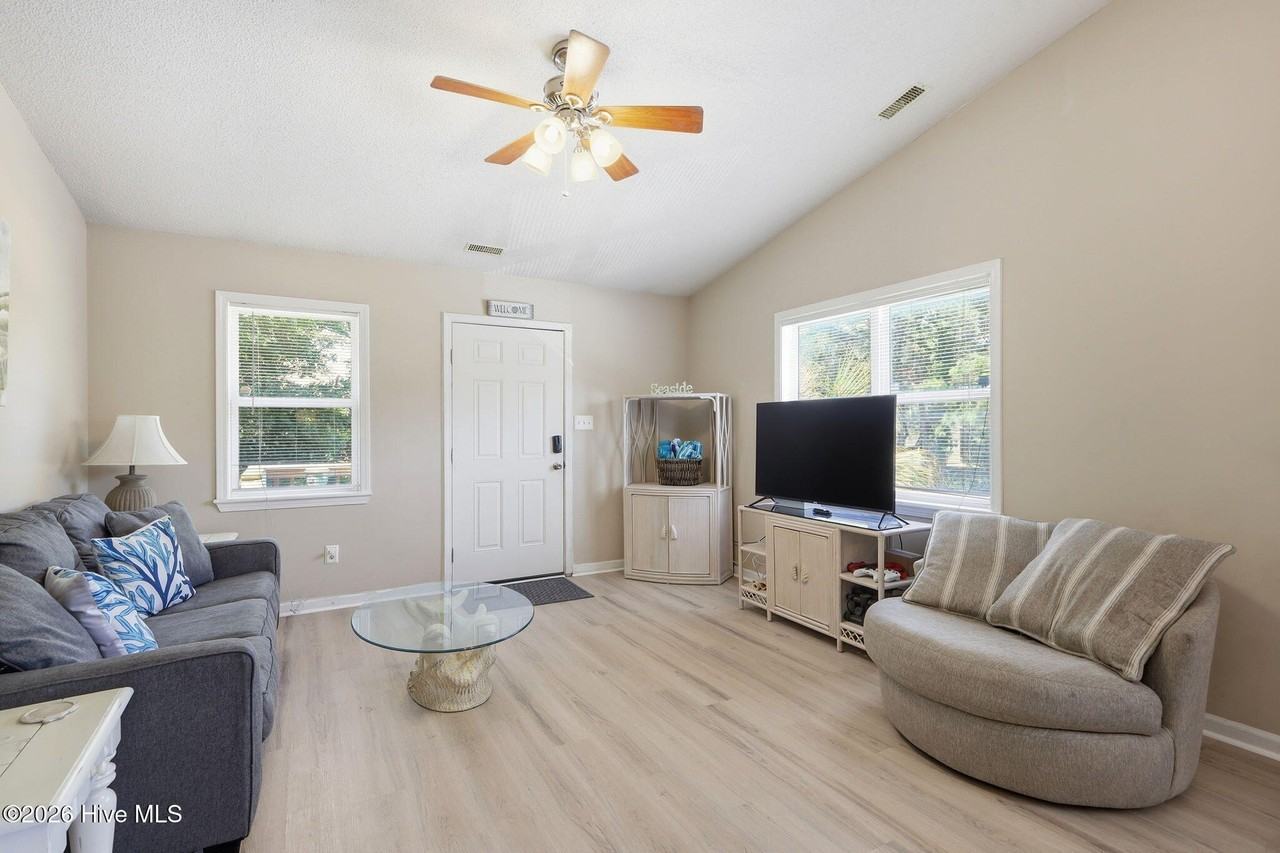 305 Osprey Ridge Dr - Photo 5 of 19
